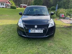 Svart Begagnad 2012 Suzuki Swift Halvkombi | 64 000 kr (Marknadspris)