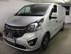 Grå Begagnad 2018 Opel Vivaro Van | 109 000 kr (Bra pris)