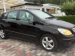 Svart Begagnad 2008 Mercedes B170 Minibuss | 35 000 kr (Bra pris)