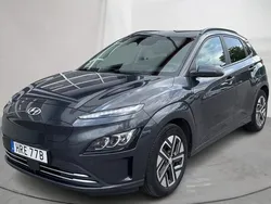 Grå Begagnad 2021 Hyundai Kona Essential SUV | 200 000 kr (Bra pris)