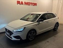 Vit (polar white) Begagnad 2020 Hyundai i30 N Line Halvkombi | 179 800 kr (Marknadspris)