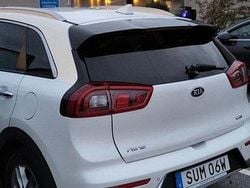 Vit Begagnad 2019 Kia Niro Advance SUV | 155 000 kr (Bra pris)
