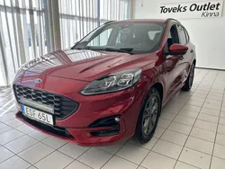 Röd Begagnad 2020 Ford Kuga SUV | 199 900 kr (Marknadspris)