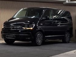 Svart Begagnad 2016 VW Multivan Highline Van | 399 000 kr (Marknadspris)