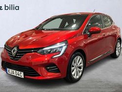 Röd Begagnad 2022 Renault Clio V Intens Halvkombi | 169 900 kr (Marknadspris)