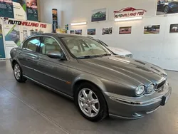 Grå Begagnad 2003 Jaguar X-type Sedan | 49 000 kr