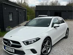Vit Begagnad 2019 Mercedes A180 Halvkombi | 235 000 kr (Marknadspris)