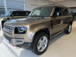 Brun (gondwana stone metallic) Ny 2025 Land Rover Defender SE Dynamic SUV | 1 227 600 kr (Dyr)