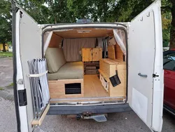 Vit Begagnad 2011 Ford Transit | 110 000 kr