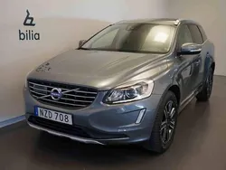 Grå Begagnad 2016 Volvo XC60 SUV | 269 500 kr