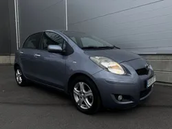 Blå Begagnad 2010 Toyota Yaris Halvkombi | 56 800 kr (Marknadspris)