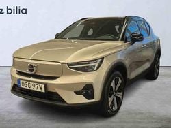 Grå Begagnad 2023 Volvo XC40 SUV | 359 000 kr