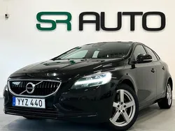 Svart Begagnad 2017 Volvo V40 Momentum Kombi | 174 900 kr (Marknadspris)