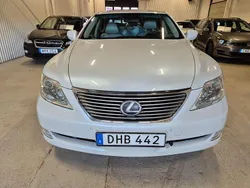 Silver Begagnad 2007 Lexus LS460 Sedan | 179 500 kr