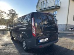 Svart Begagnad 2017 Ford Transit Custom Van | 85 000 kr