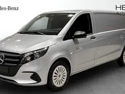 Silver Ny 2024 Mercedes Vito Minibuss | 409 900 kr