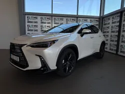 Vit Begagnad 2024 Lexus NX350h SUV | 599 900 kr (Marknadspris)