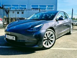 Grå Begagnad 2022 Tesla Model 3 Long Range Sedan | 299 000 kr (Bra pris)