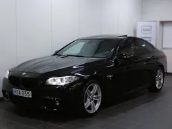 Svart Begagnad 2015 BMW 520 Comfort Edition Sedan | 239 900 kr