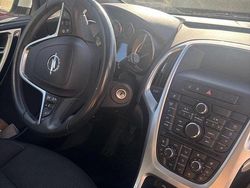 Vit Begagnad 2014 Opel Astra Sport Kombi | 59 000 kr (Marknadspris)