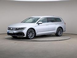 Silver Begagnad 2020 VW Passat GTE Kombi | 289 000 kr (Marknadspris)