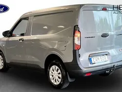 Grå (grey) Ny 2024 Ford Courier Trend Minibuss | 224 875 kr (Superpris)