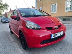 Röd Begagnad 2008 Toyota Aygo Halvkombi | 24 000 kr (Marknadspris)