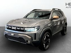 Grå (grey) Ny 2025 Dacia Duster Extreme SUV | 337 300 kr (Marknadspris)