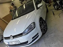 Vit Begagnad 2014 VW Golf VII Halvkombi | 130 000 kr (Lite dyr)