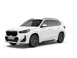 Vit Begagnad 2023 BMW iX1 M Sport SUV | 489 900 kr (Marknadspris)
