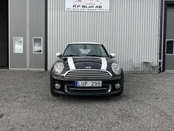 Svart Begagnad 2011 Mini Cooper Halvkombi | 64 900 kr (Marknadspris)