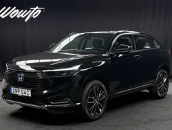 Svart (chrystal black pearl) Begagnad 2022 Honda HR-V Advance SUV | 299 800 kr (Marknadspris)