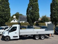 Vit Begagnad 2018 Renault Master Van | 373 750 kr