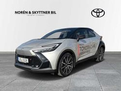 Tvåtonslack 1j6/202 (2mr) Begagnad 2024 Toyota C-HR Sport SUV | 499 000 kr (Lite dyr)