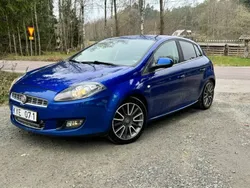 Blå Begagnad 2011 Fiat Bravo S Halvkombi | 39 900 kr
