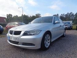 Grå Begagnad 2005 BMW 320 Sedan | 49 000 kr (Bra pris)