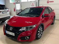 Röd Begagnad 2016 Honda Civic Elegance Halvkombi | 129 000 kr