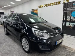 Svart Begagnad 2013 Kia Rio Halvkombi | 54 900 kr (Marknadspris)