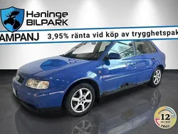 Blå Begagnad 2000 Audi A3 Halvkombi | 4 900 kr