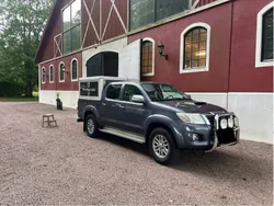 Grå Begagnad 2012 Toyota HiLux Pickup | 150 000 kr (Bra pris)