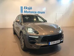 Grå Begagnad 2015 Porsche Macan Turbo Sport SUV | 429 900 kr (Lite dyr)