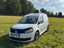 Vit Begagnad 2012 VW Caddy Minibuss | 80 000 kr (Marknadspris)