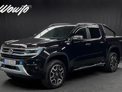 Svart (midnattsvart metallic) Begagnad 2023 VW Amarok Style Pickup | 619 800 kr (Marknadspris)
