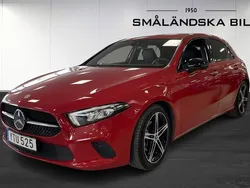 Röd Begagnad 2019 Mercedes A180 Style Halvkombi | 249 000 kr