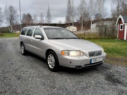 Grå Begagnad 2007 Volvo V70 Kinetic Kombi | 48 000 kr (Lite dyr)