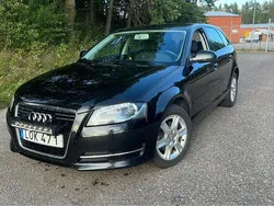 Svart Begagnad 2011 Audi A3 Sportback Attraction Halvkombi | 55 000 kr (Marknadspris)