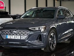 Grå Begagnad 2023 Audi Q8 e-tron Proline SUV | 489 900 kr (Superpris)