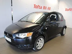 Svart Begagnad 2010 Mitsubishi Colt Halvkombi | 49 000 kr (Marknadspris)