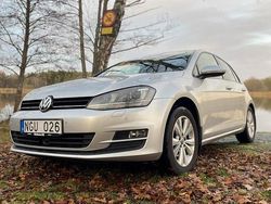 Silver Begagnad 2013 VW Golf VII Halvkombi | 72 000 kr (Marknadspris)