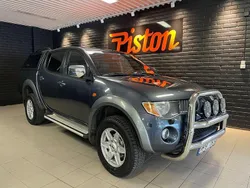 Mörkgrå (grå) Begagnad 2008 Mitsubishi L200 Pickup | 149 000 kr (Marknadspris)